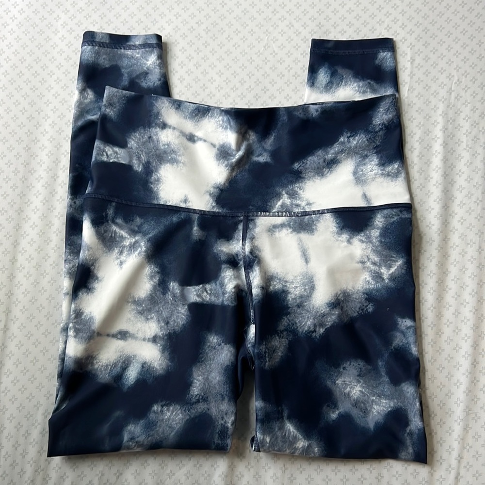 NWOT Old Navy Active Leggings